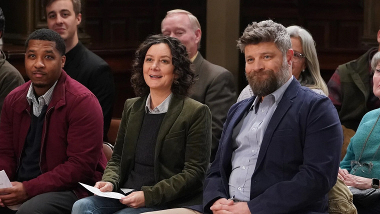 Коннеры — s05e17 — The Contra Hearings and the Midnight Gambler