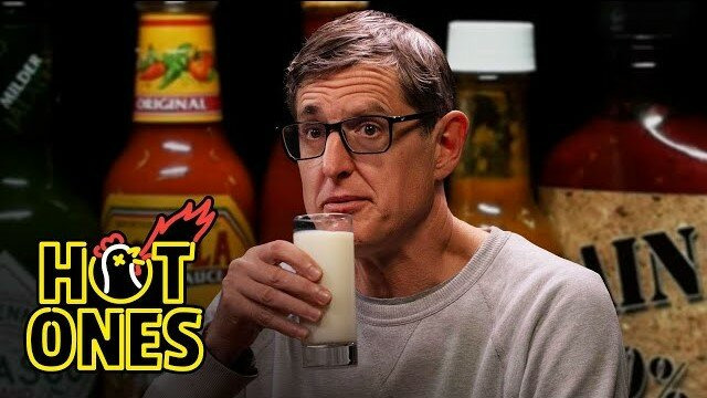 Hot Ones — s22e08 — Louis Theroux Attacks the Shark While Eating Spicy Wings
