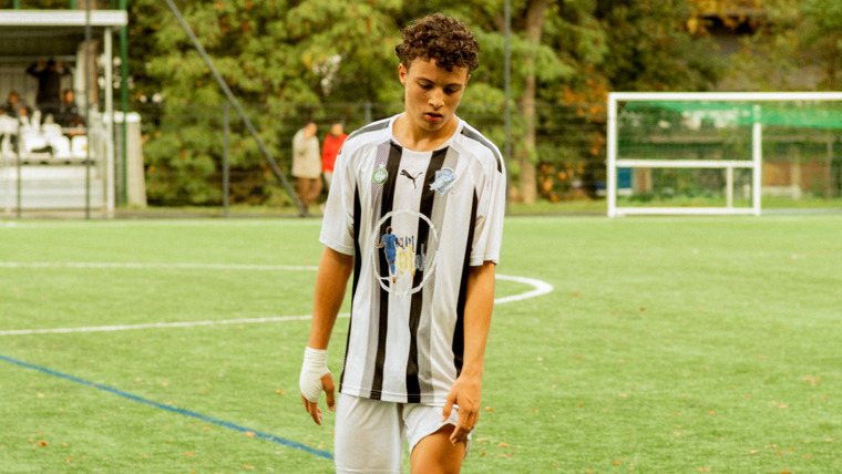 Maintenant ou jamais : FC Montfermeil — s01e01 — Aux Portes des rêves