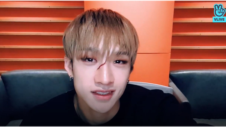 Stray Kids — s2019e290 — [Live] Chan's Room 🐺 Episode 42