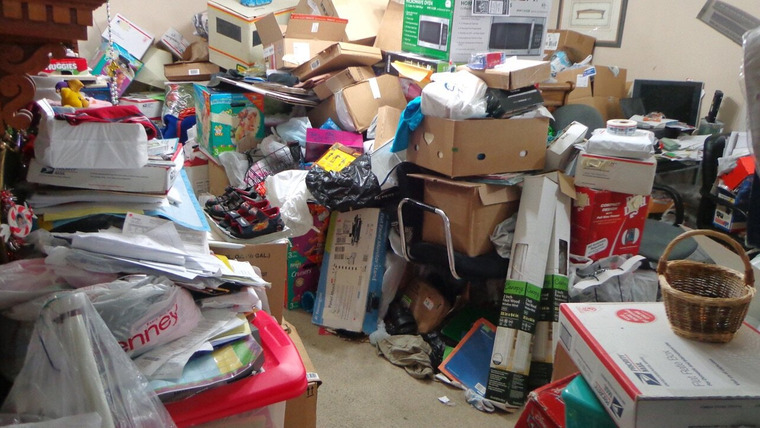 Hoarding: Buried Alive — s08e05 — We're Gonna Need a Bigger Boat