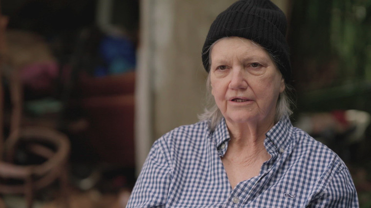 Hoarders — s16e07 — Linda