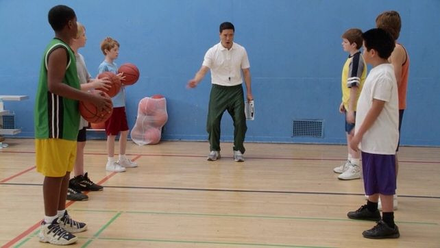 Fresh Off the Boat — s01e12 — Dribbling Tiger, Bounce Pass Dragon