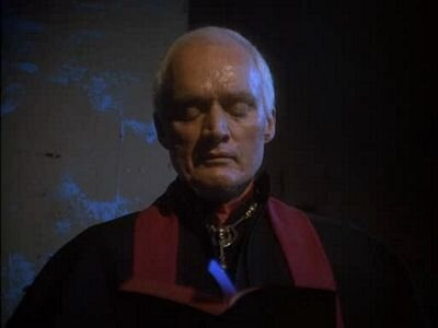 Полиция Майами: Отдел нравов — s05e13 — The Cell Within