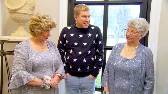 Chrisley Knows Best — s06e06 — Hearts And Crafts