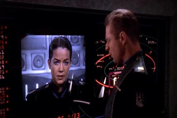 Babylon 5 — s04e17 — The Face of the Enemy
