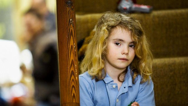 Outnumbered — s02e02 — The Dead Mouse