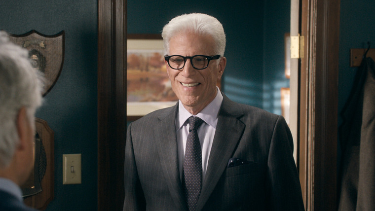 Свой человек внутри — s02e01 — Orientation