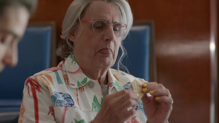 Transparent — s03e10 — Exciting and New