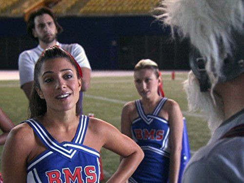 Штат Голубая Гора — s01e01 — It's Called Hazing, Look It Up