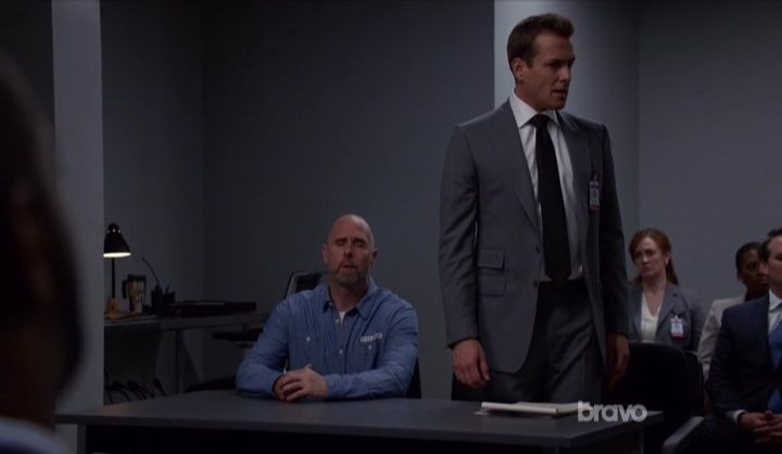 Suits — s06e09 — The Hand That Feeds You