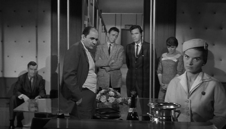 The Outer Limits — s02e14 — Counterweight