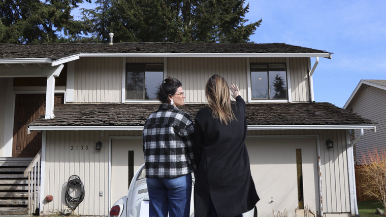 Unsellable Houses — s04e13 — Impossible Expectations