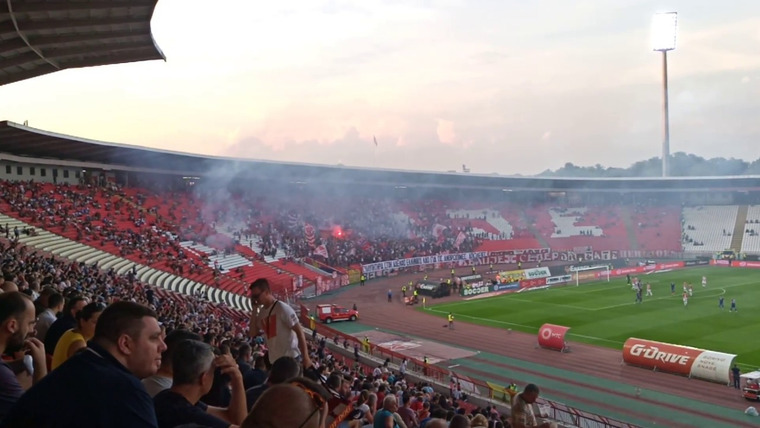 4D: Четкий Футбол — s01e03 — Матч «Црвена Звезда» — «Раднички Ниш» в Белграде