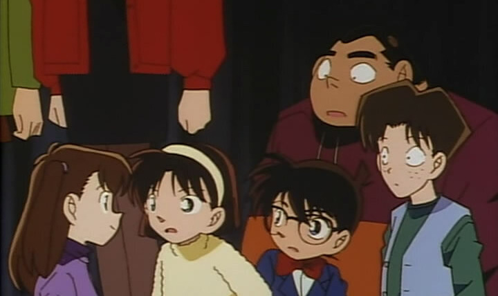 Детектив Конан — s1998e41 — The Traveling Drama Troupe Murder Case (Part One)