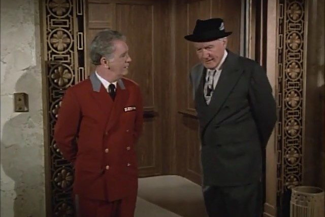 Эллери Куин — s01e05 — The Adventure of the 12th Floor Express