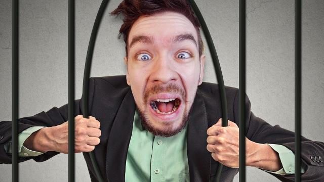 Jacksepticeye — s07e164 — BACK IN PRISON | The Boss - Part 2