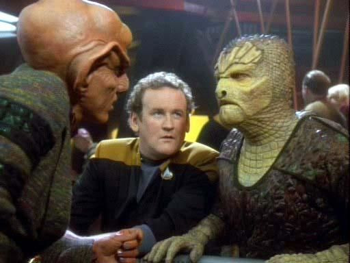 Star Trek: Deep Space Nine — s01e06 — Captive Pursuit
