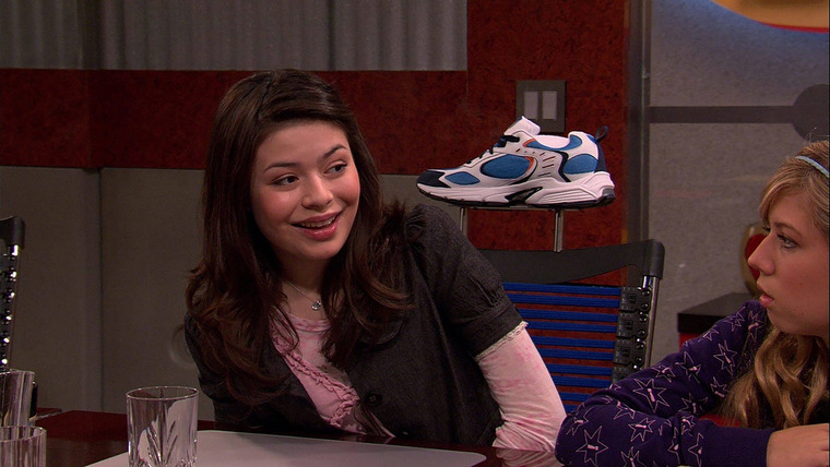 iCarly — s01e18 — iPromote Techfoots