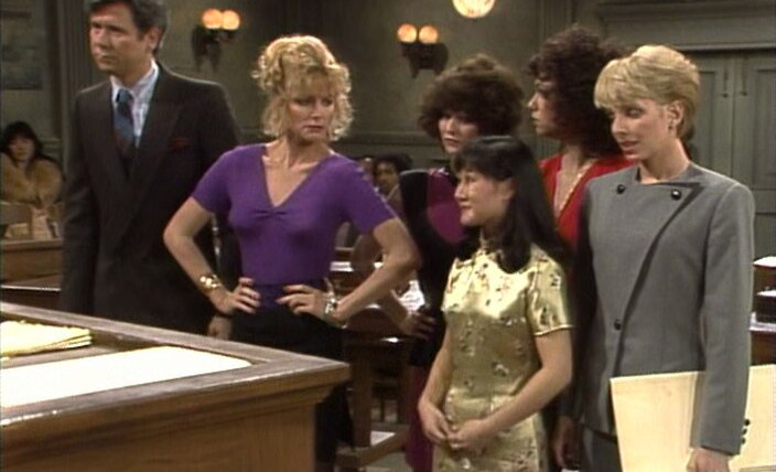 Night Court — s02e20 — Mac and Quon Le: Together Again