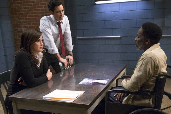 Law & Order: Special Victims Unit — s14e14 — Secrets Exhumed