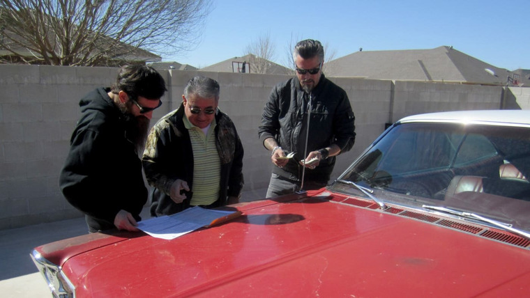 Fast N' Loud — s03e06 — Ford Galaxie (1) / Bikini Contest