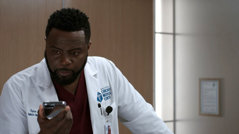Chicago Med — s07e17 — If You Love Someone, Set Them Free