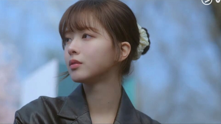 Банни и её мальчики — s01e12 — First Love