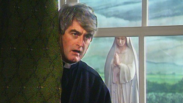 Отец Тед — s01e01 — Good Luck, Father Ted