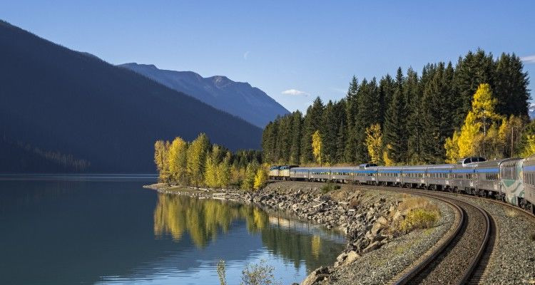 Chris Tarrant: Extreme Railways — s02e06 — The Railway That Created Canada
