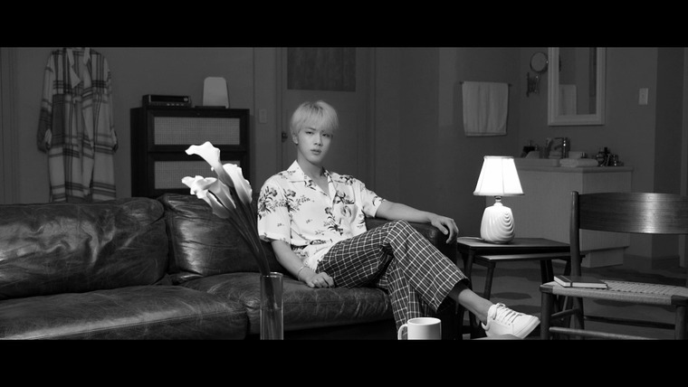 BTS on V App — s04e29 — BTS (방탄소년단) LOVE YOURSELF 結 Answer 'Epiphany' Comeback Trailer