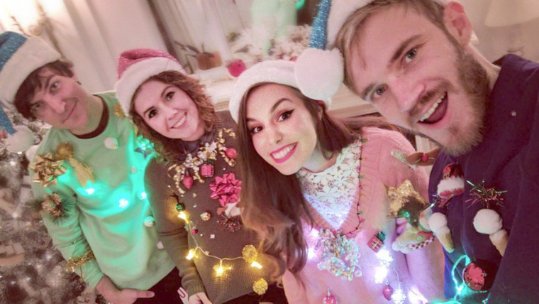 Marzia — s05 special-476 — UGLY CHRISTMAS SWEATERS!!