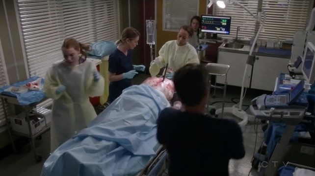 Grey's Anatomy — s12e08 — Things We Lost in the Fire