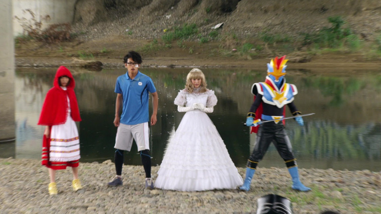 Super Sentai — s38e25 — Station 25: Fairy Tales Sprung to Life