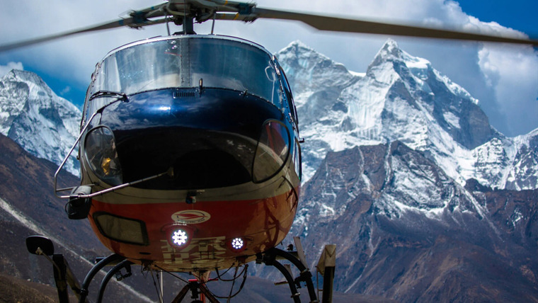 Everest Rescue — s01e01 — The Death Zone