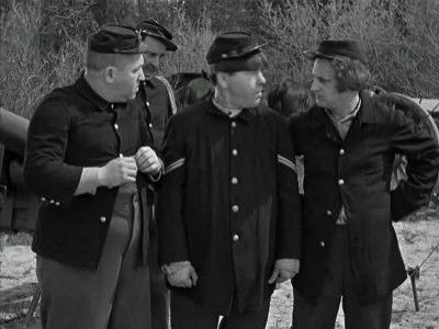 The Three Stooges — s02e04 — Uncivil Warriors