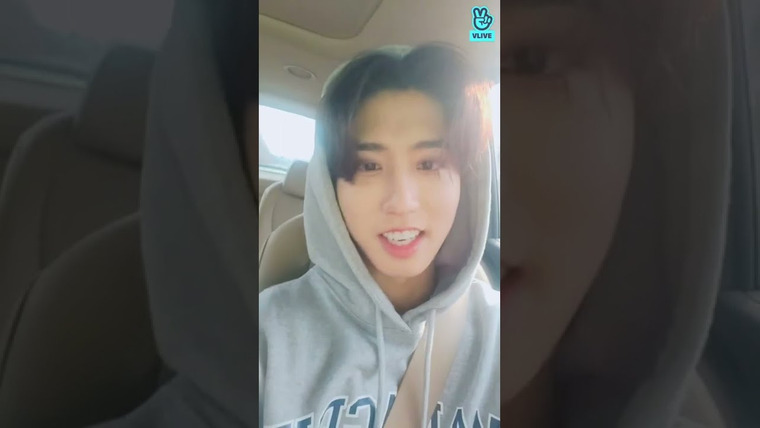 Stray Kids — s2022e69 — [Live] Han is here~! Show Musiccore's Special Limited Edition MC Han♡