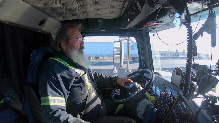 Heavy Rescue: 401 — s06e01 — When They Need Help, I'll Be There