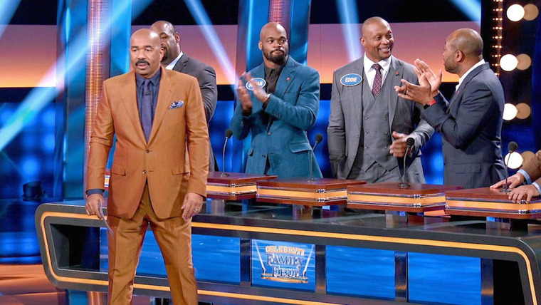 Celebrity Family Feud — s06e09 — NFLPA Legends vs. NFLPA Pro-Bowlers and Macklemore vs. Lil Yachty