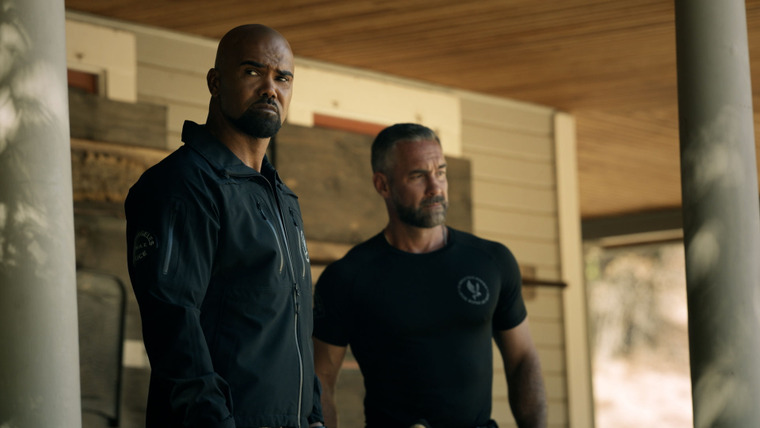 S.W.A.T. — s04e09 — Next of Kin