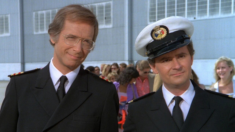 The Love Boat — s06e19 — Isaac's Aegean Affair / The Captain and the Kid / Poor Rich Man / The Dean and the Flunkee (2)