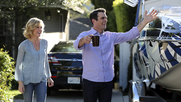 Modern Family — s06e12 — The Big Guns