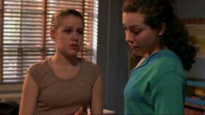 Roswell — s02e18 — It's Too Late and It's Too Bad