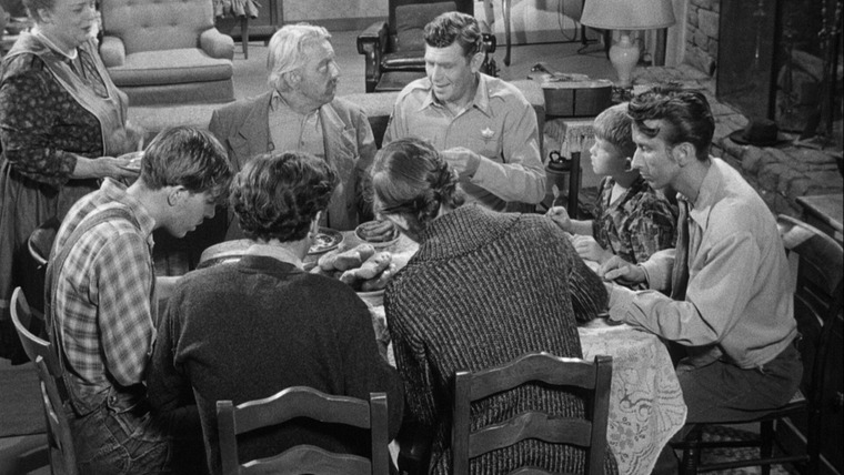 The Andy Griffith Show — s04e05 — Briscoe Declares for Aunt Bee