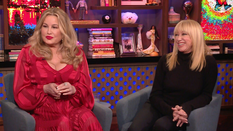 Watch What Happens Live — s17e07 — Jennifer Coolidge & Suzanne Somers
