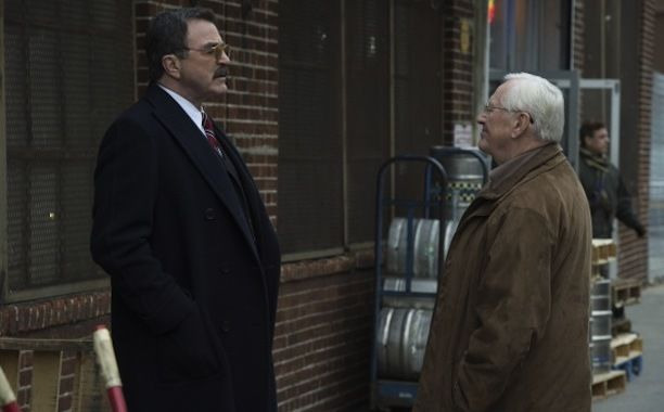 Blue Bloods — s07e05 — For the Community