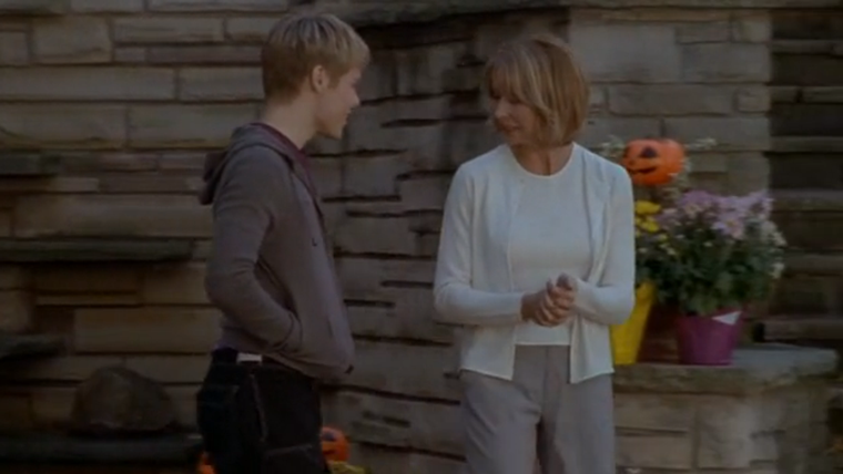 Близкие друзья — s01e10 — Queens of the Road