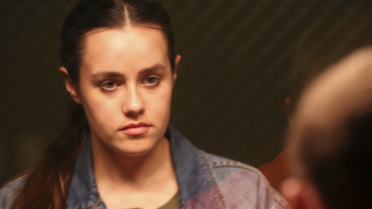 Здесь живет зло — s11e02 — What If He Gets Out?