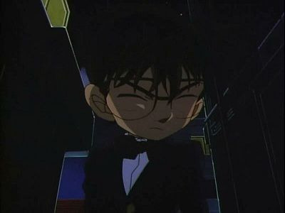 Детектив Конан — s2001e14 — The Falling from the Condo Case
