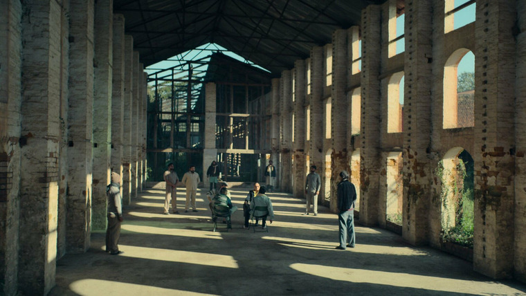 Стволы и розы — s01e04 — Chapter 4: Deal Ya No Deal